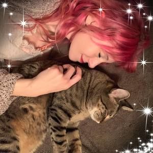 Meet your Posher, Carrie